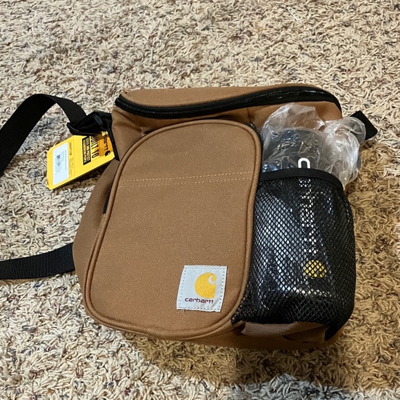 Carhartt Insulated 10 Can Cooler and Water Bottle - Picture 1 of 4